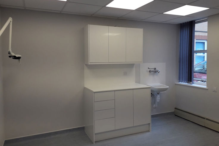 Image of clinical room inside Cobham Health Centre